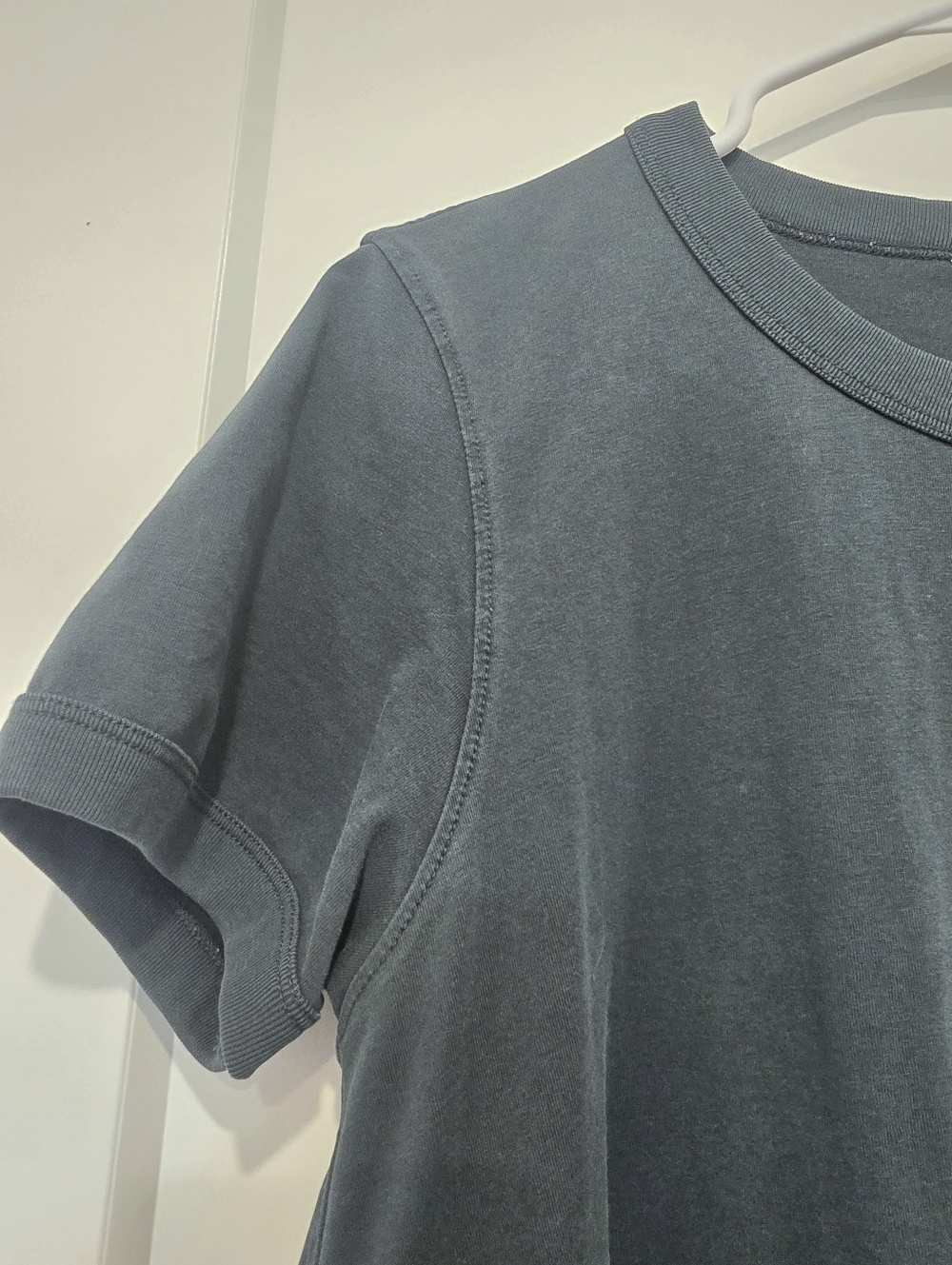 Uniqlo Dark Green AIRism T Shirt Dress - Picture 2 of 5